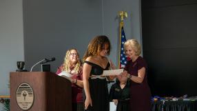 President Erjavec presents award to PCC student