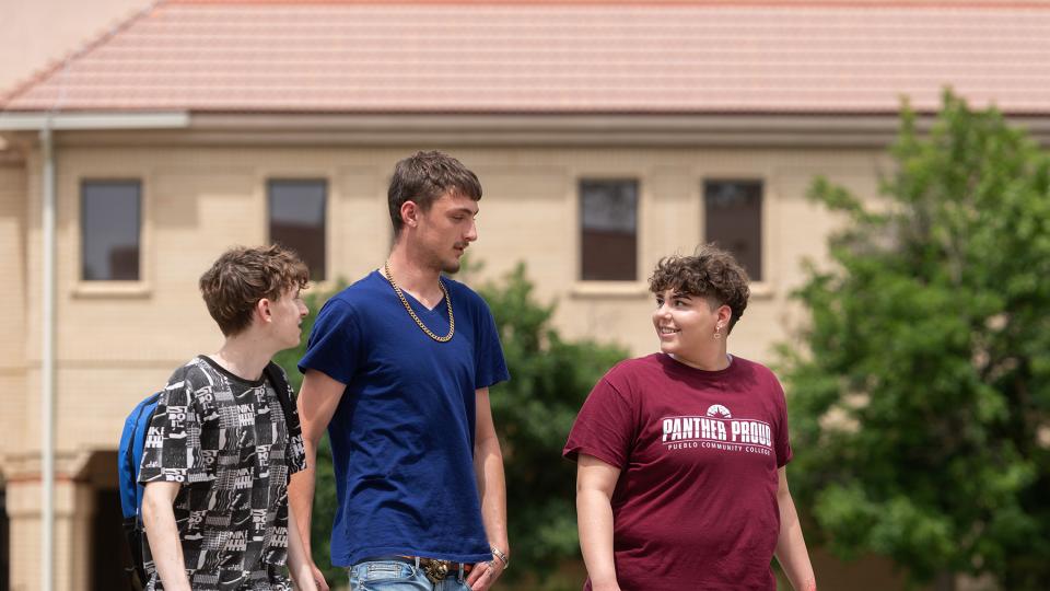 Gateway to College students walking on Pueblo Campus