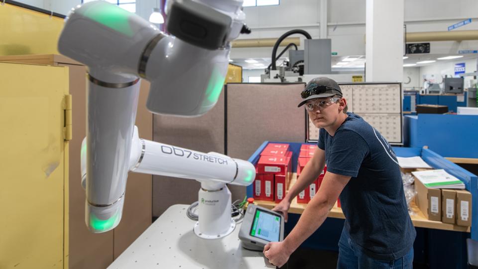 Automated Precision Manufacturing student