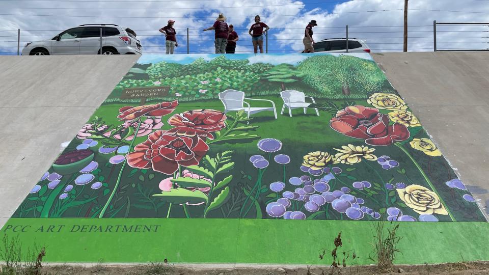 Pueblo Levee Mural